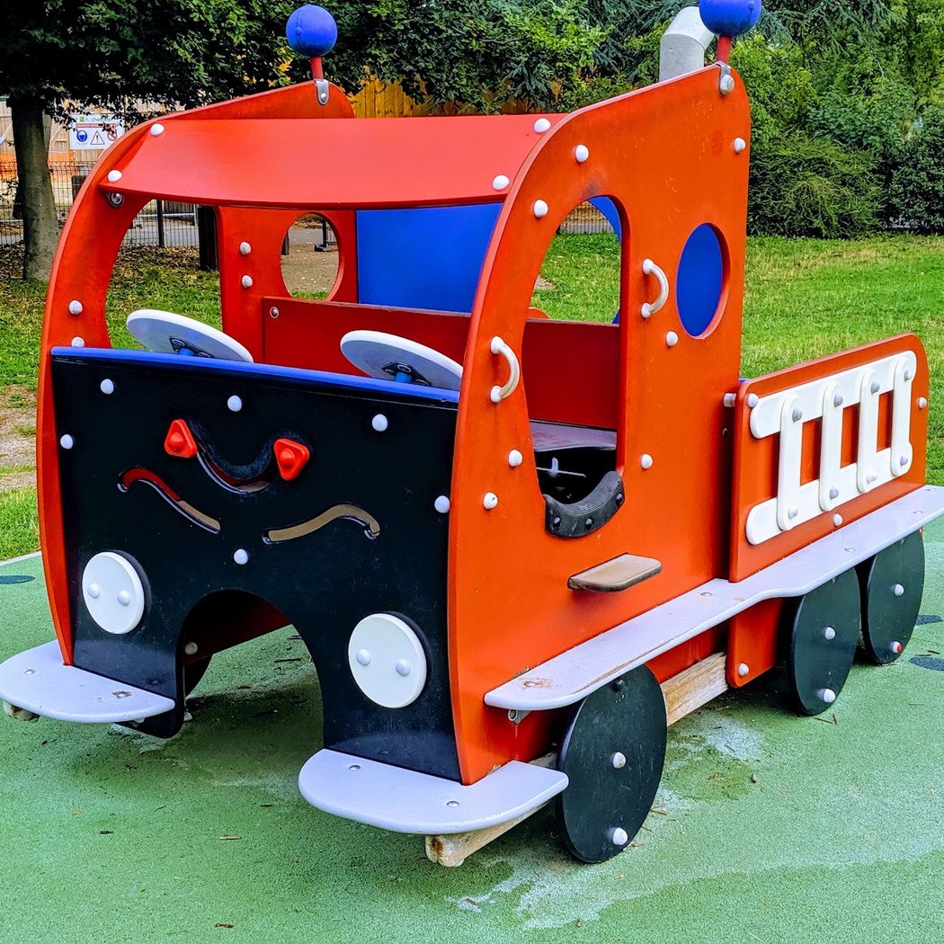 Terrain de Jeux d'Enfants 1
